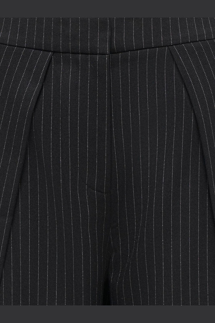 Only - Onlpinya Pleat Barrel Pant Tlr - 5205663 Black Cloud Dancer Pinstripes
