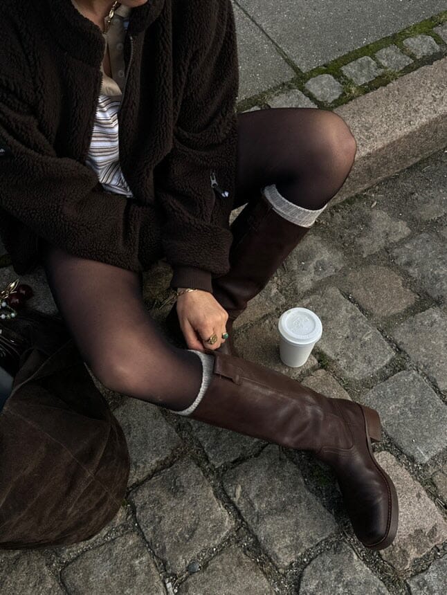 Phenumb Copenhagen - Cameron Long - Brown