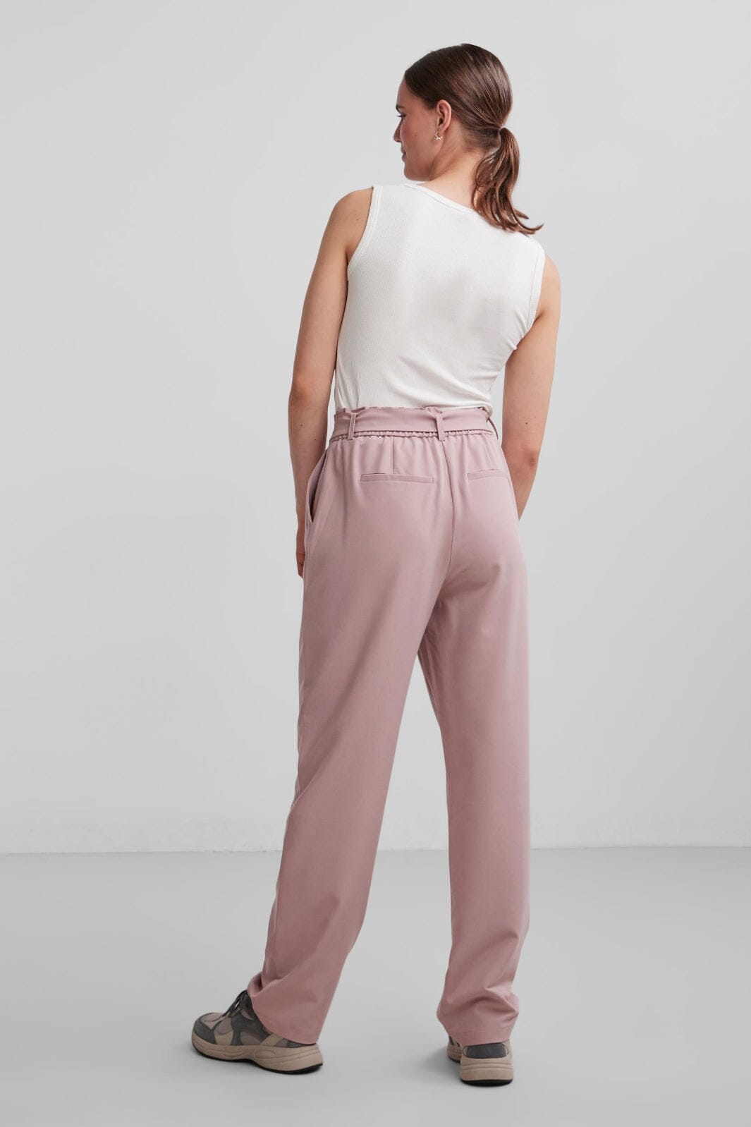 Pieces - Pcboss Paperbag Straight Pants - 4103916 Woodrose