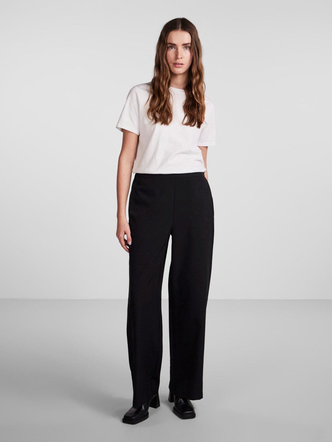Pieces - Pcbossy Wide Plain Pant - 4266205 Black