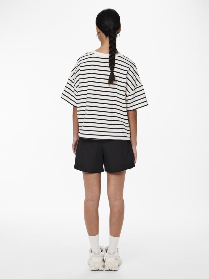Pieces - Pcchilli Summer 2/4 Sweat Stripe - 4476191 Cloud Dancer Black