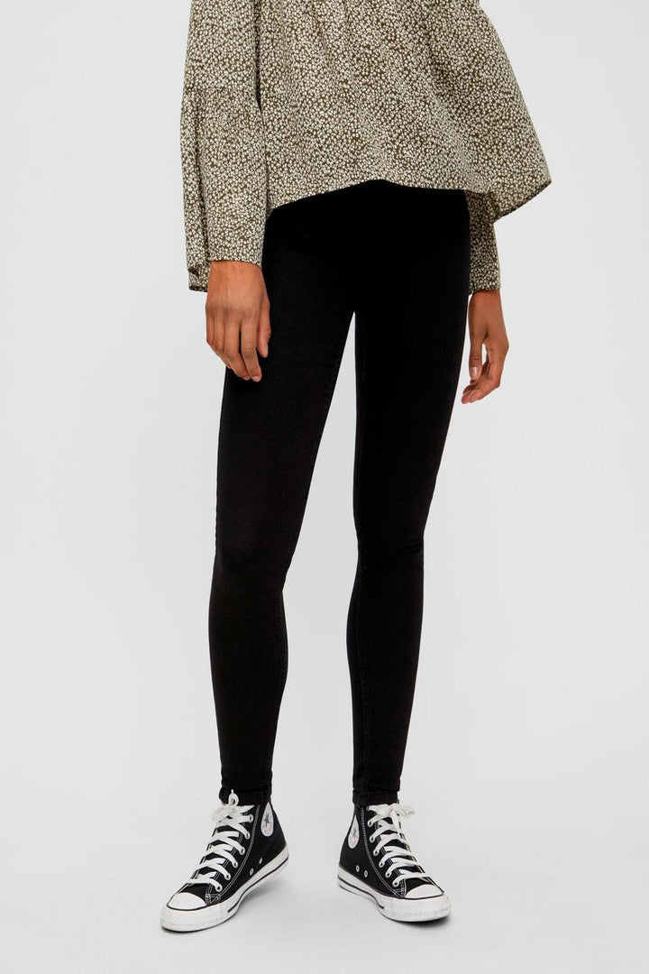 Pieces - PcHighFive Flex Black Skinny Jeans - Black