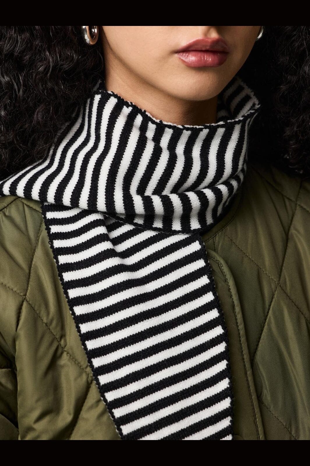 Pieces - Pckomma Triangle Scarf - 5124343 Black Bright White