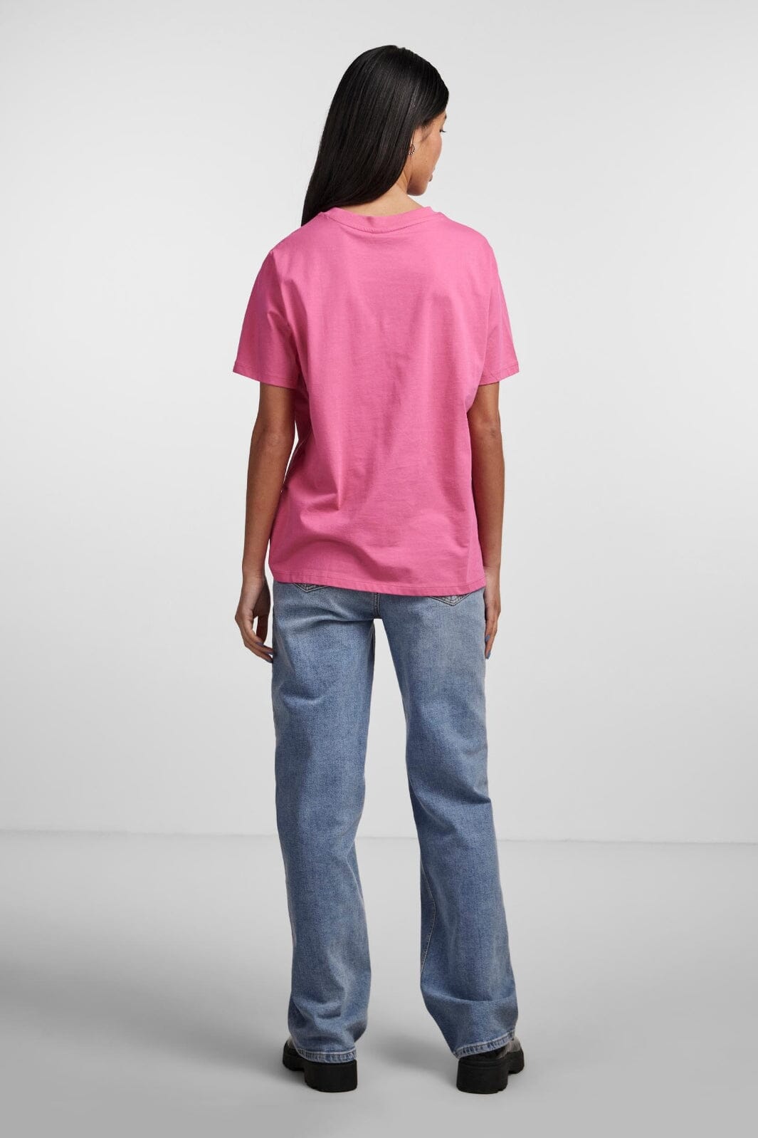 Pieces - Pcria Ss Solid Tee - 4280171 Shocking Pink