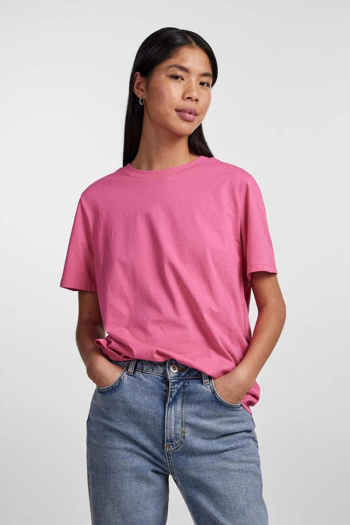 Pieces - Pcria Ss Solid Tee - 4280171 Shocking Pink