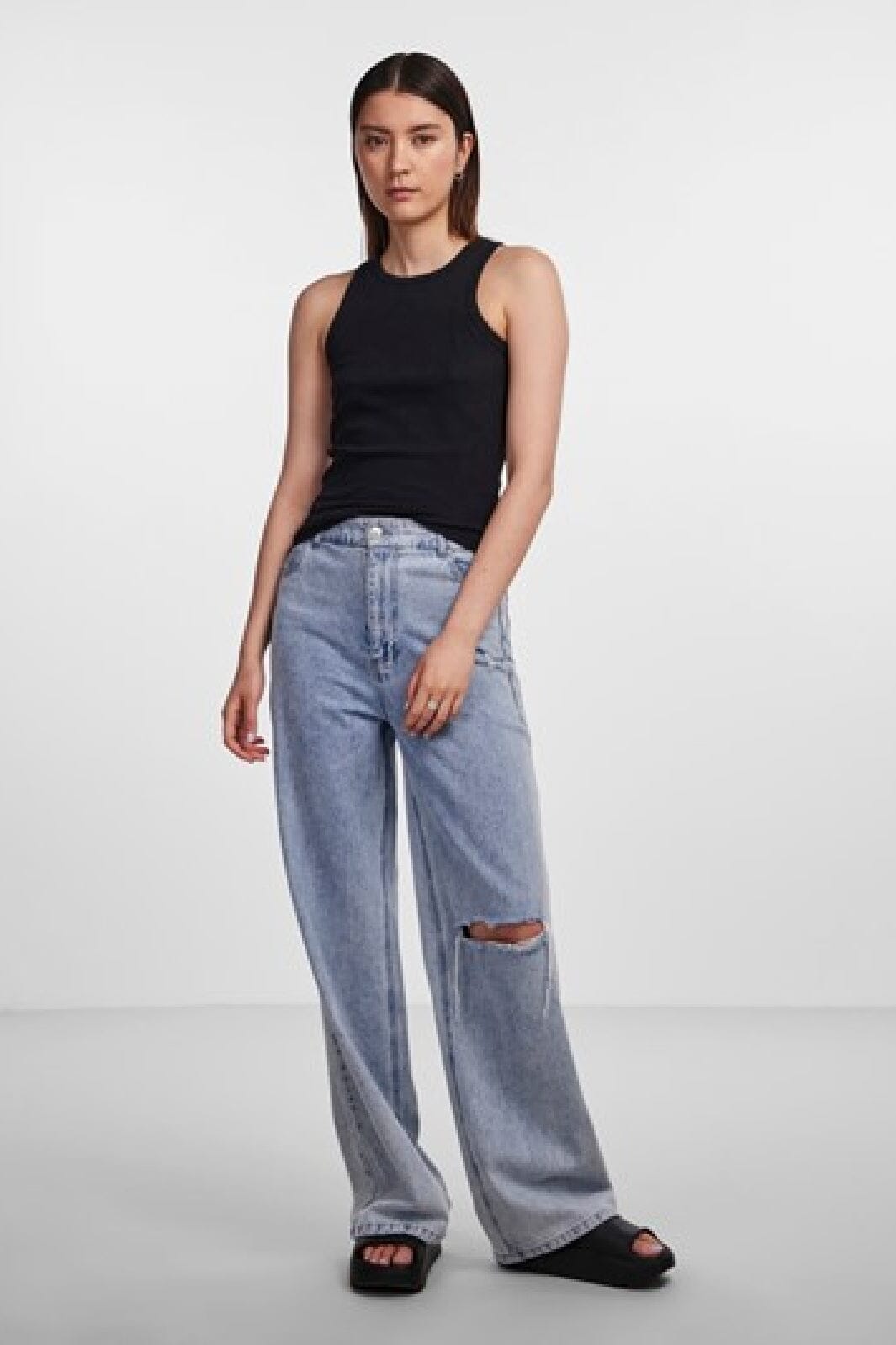 Pieces - Pcruka Boxer Tank Top - Black