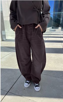 Pieces - Pcsilvia Pull Up Barrel Pants - 5190500 Hot Fudge Jeans 