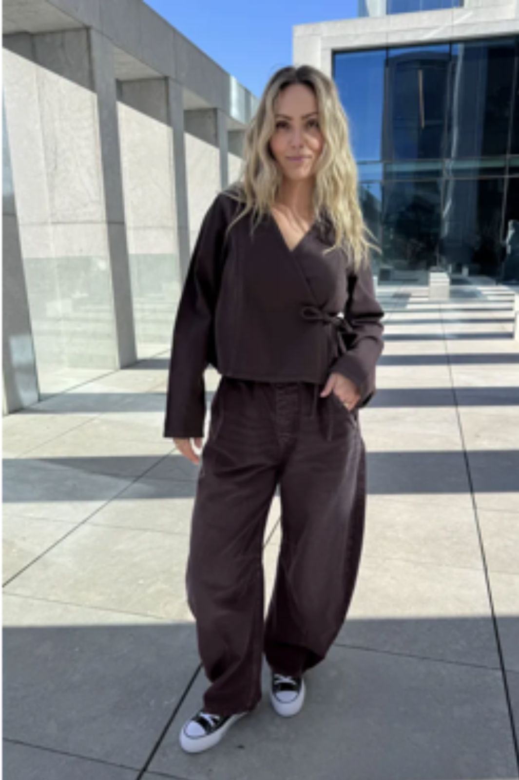 Pieces - Pcsilvia Pull Up Barrel Pants - 5190500 Hot Fudge Jeans 