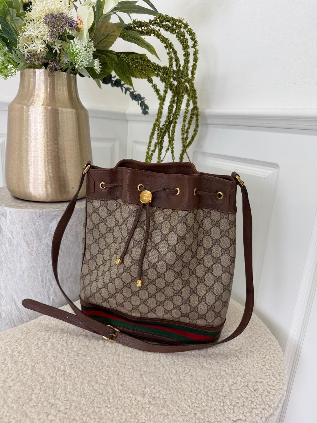 Preloved Vintageline X Molly&My - Vintage Gucci Gg Supreme Bucket Bag 3396 - Web Stripe Tasker 