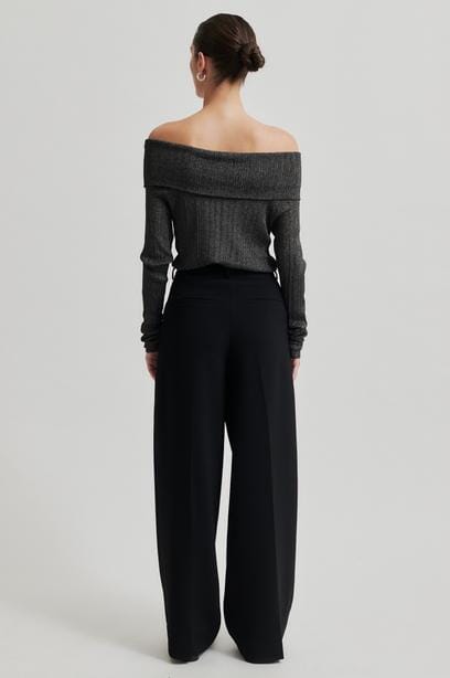 Second Female - Ellis Knit Off Shoulder 59115 - 8001 Black