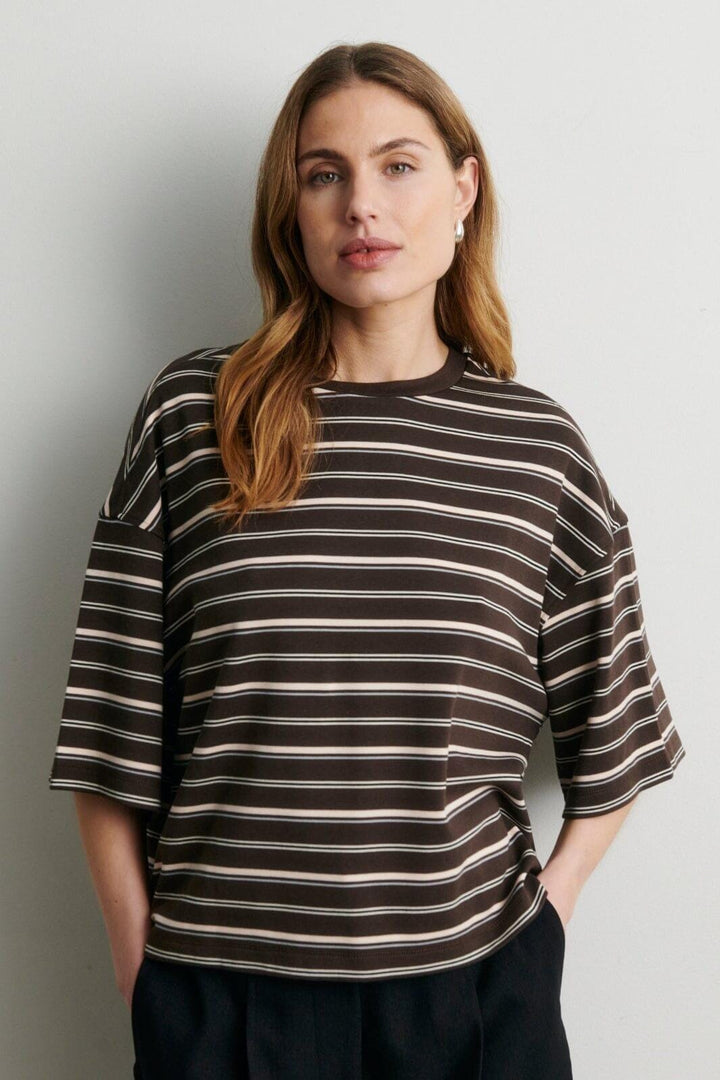 Second Female - Missie Tee 60855 - 6156 Demitasse T-shirts 