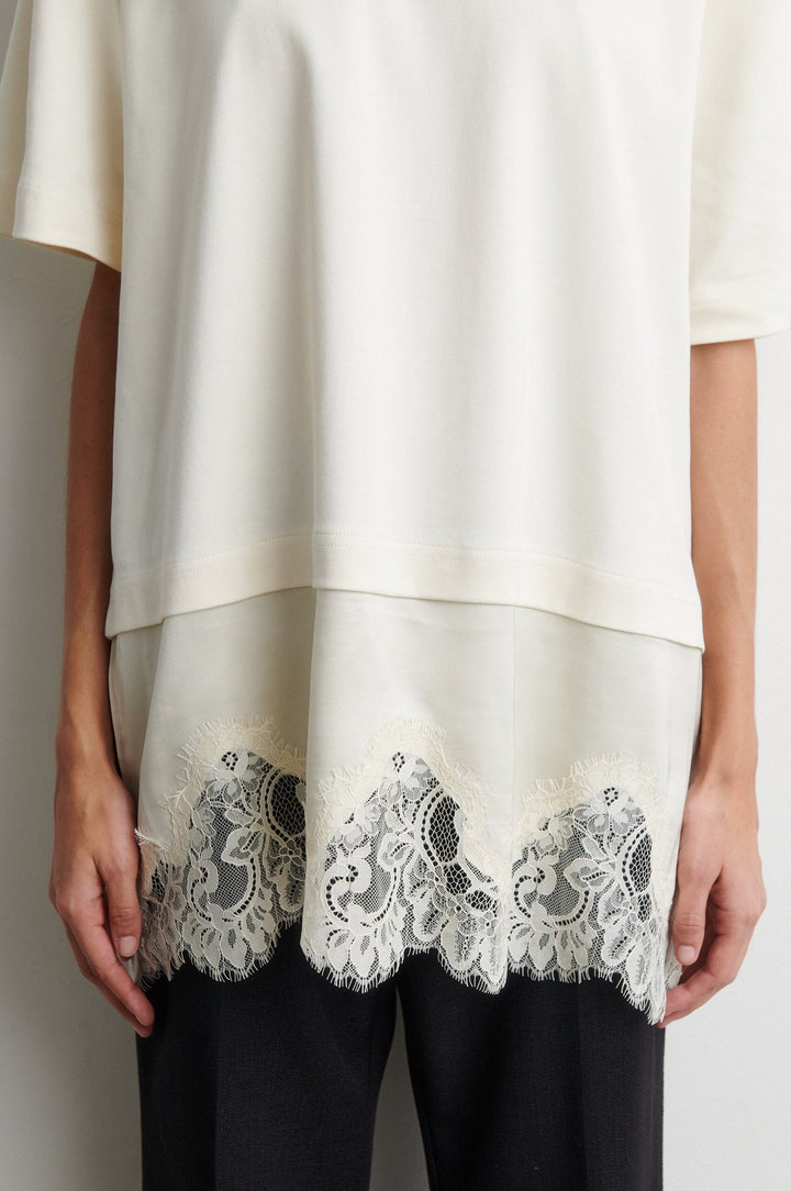 Second Female - Vaccara Lace Tee 61136 - 1027 Egret T-shirts 