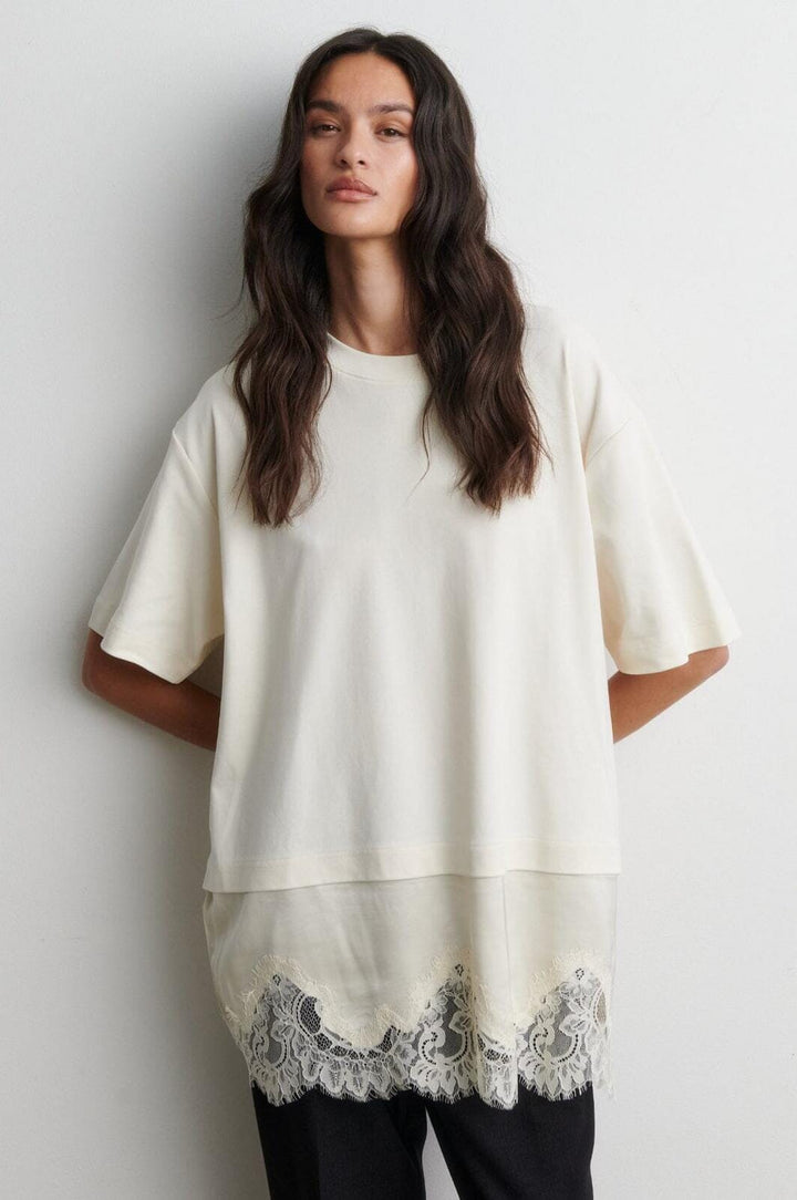 Second Female - Vaccara Lace Tee 61136 - 1027 Egret T-shirts 
