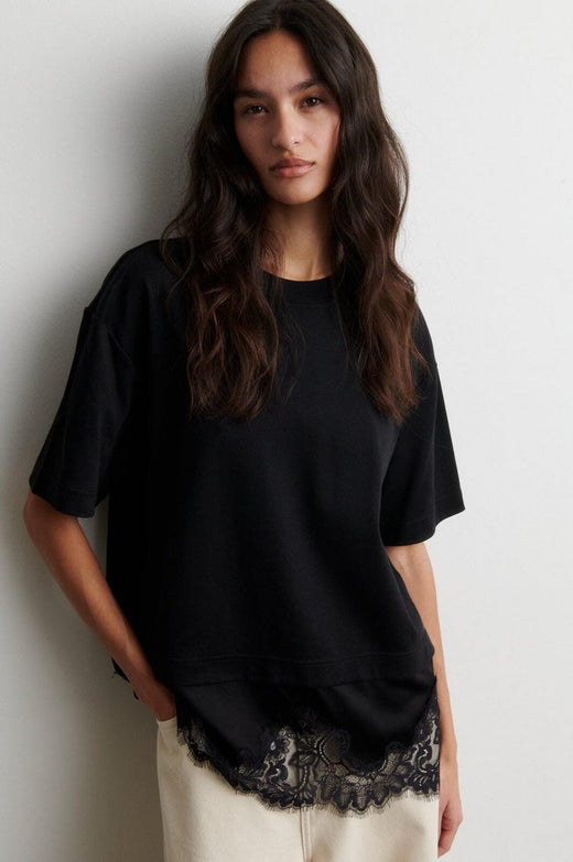 Second Female - Vaccara Lace Tee 61136 - 8001 Black T-shirts 