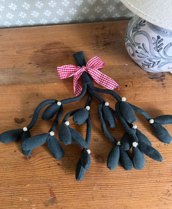 Sissel Edelbo - Mistletoe Se 1743 - Forrest Julepynt 