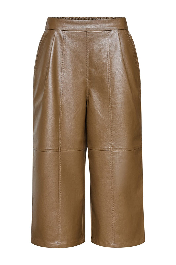 Sisters Point - Emme-Pa 19497 - 200 - Brown