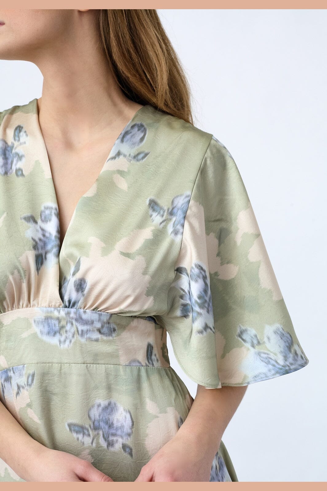 Sisters Point - Gisela-Dr26 19878 - 815 - Sage/Flower