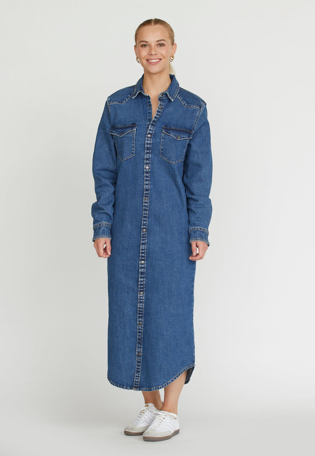 Sisters Point - Onea-L.Dr - 921 Mid Blue Wash