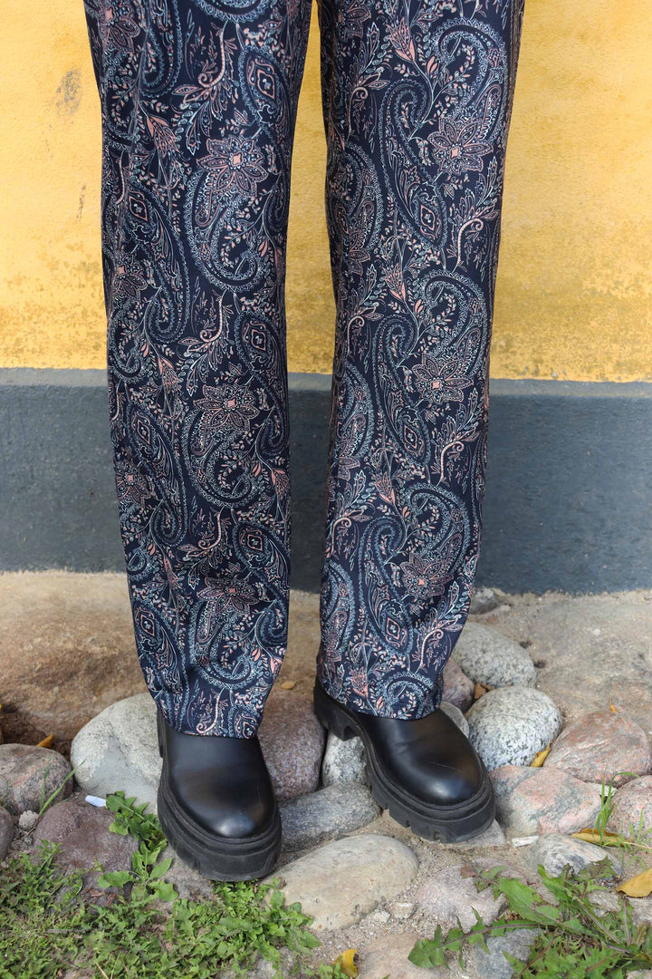 Liberte - Alma-Wide-Pants 9564 - Night Sky Paisley