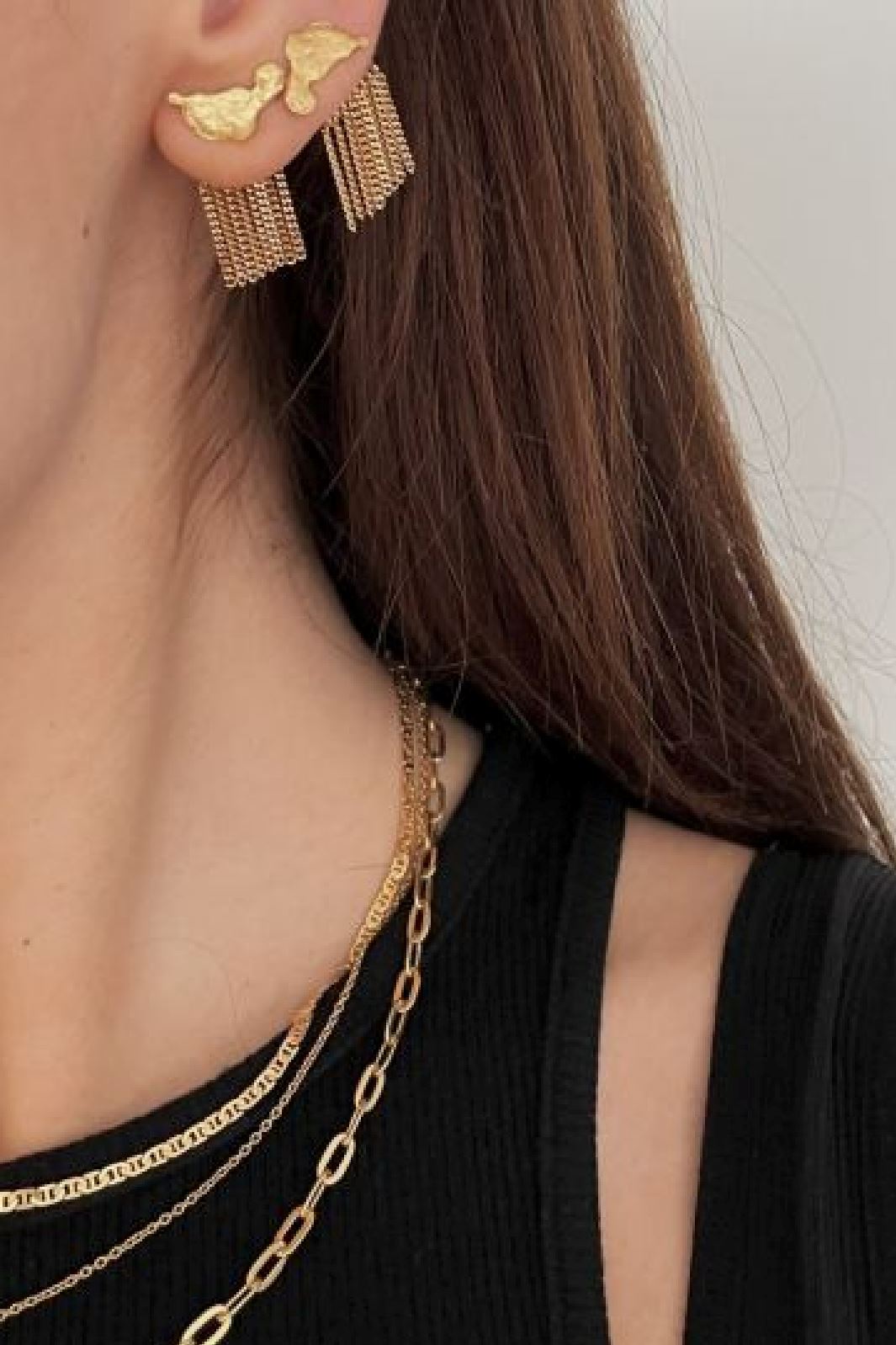 Stine A - Dancing Chains Behind Ear-Earring Goldenen - 1133-02-S