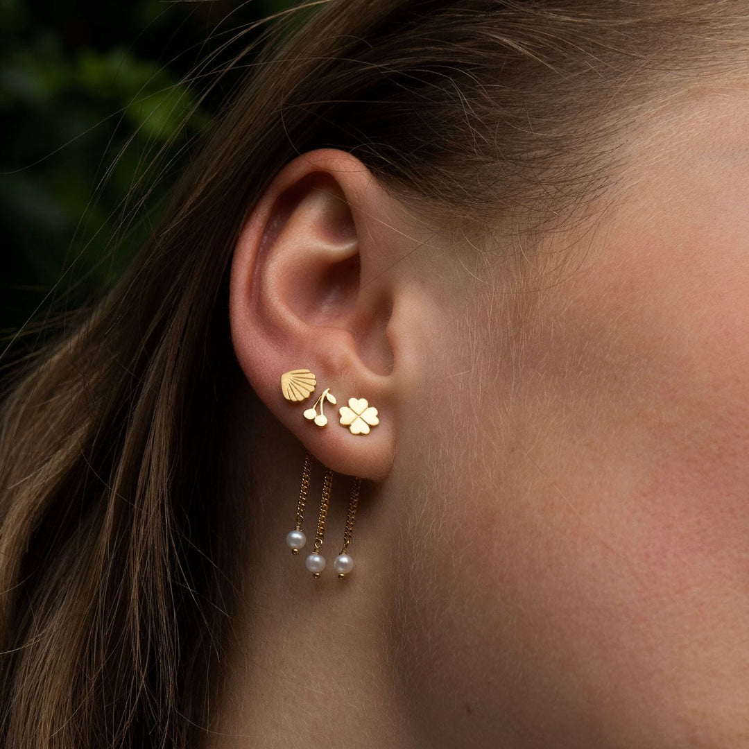 Stine A - Petit Shell Earring Golden - 1030-02-S