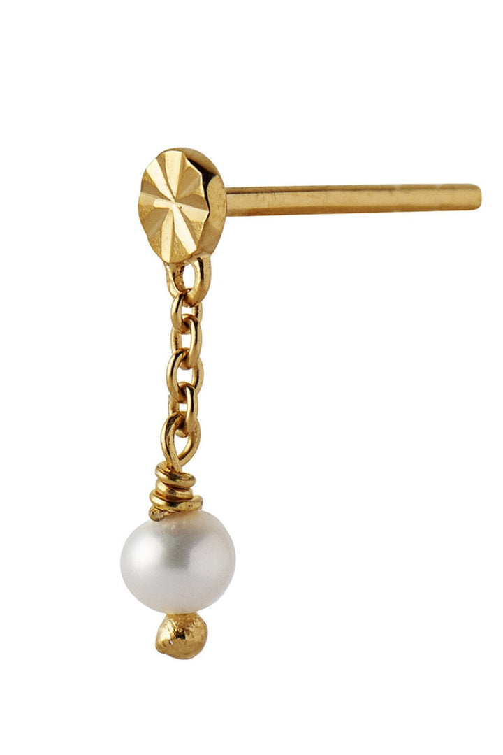 Stine A - Tres Petit Etoile Earring With Pearl Goldenen - 1283-02-S
