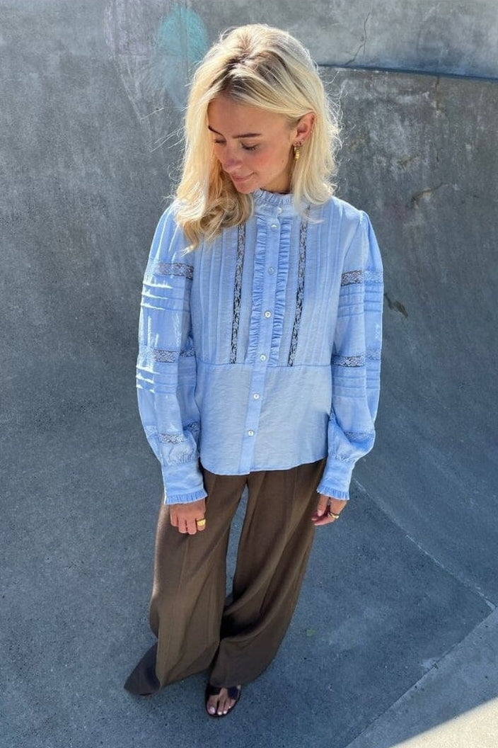 Stories From The Atelier By Copenhagen Shoes - The Breeze CC8117 - 254 - Light Blue