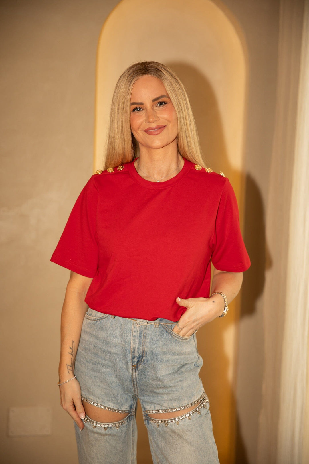 Valentin Studio - Gold Button Casual T-Shirt 162366 - 160 - Red T-shirts 