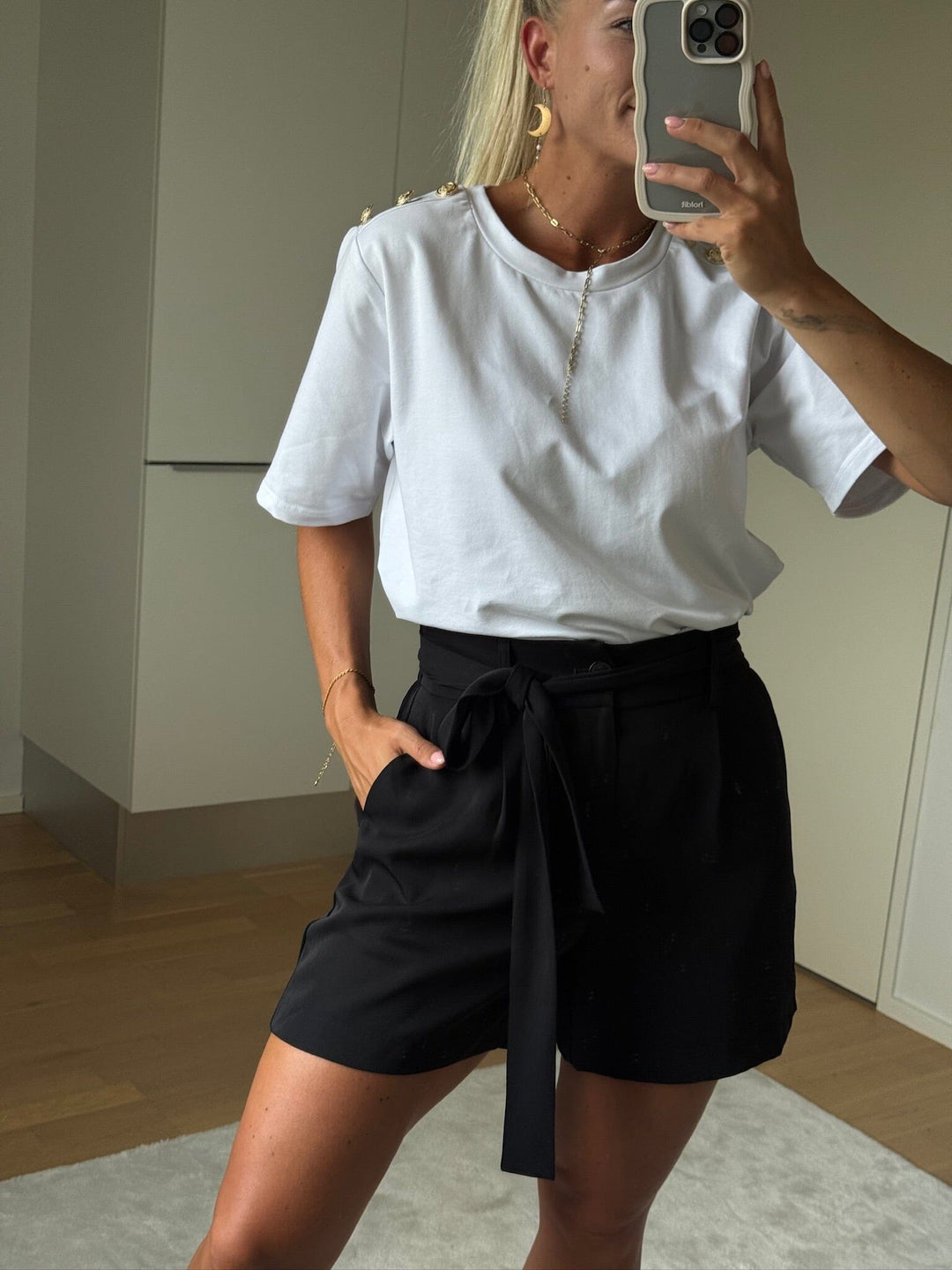 Valentin Studio - Pretty Shorts - Black Shorts 