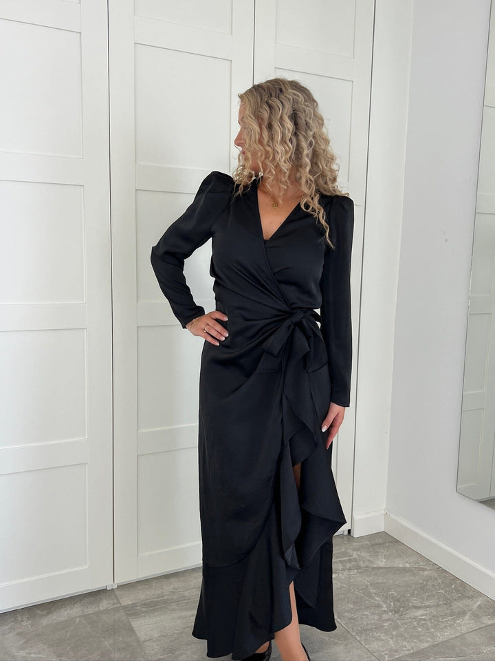 Valentin Studio - Senorita Dress Heavy Satin 167810 - 100 - Black Kjoler 